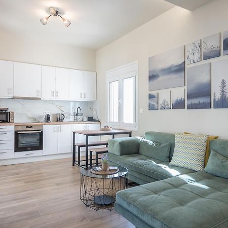 Attiki Metro Top Floor By Greece Apartment Афіни Екстер'єр фото