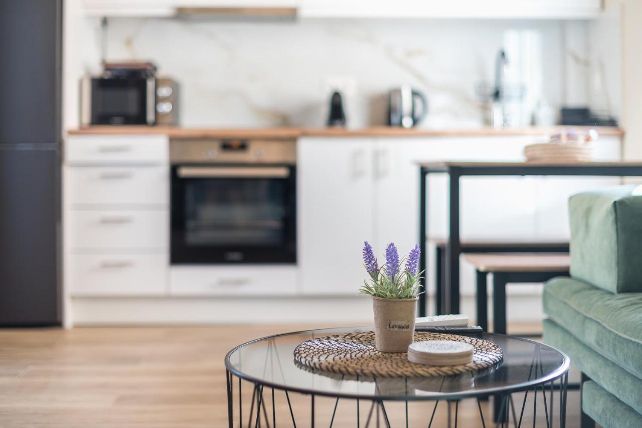 Attiki Metro Top Floor By Greece Apartment Афіни Екстер'єр фото