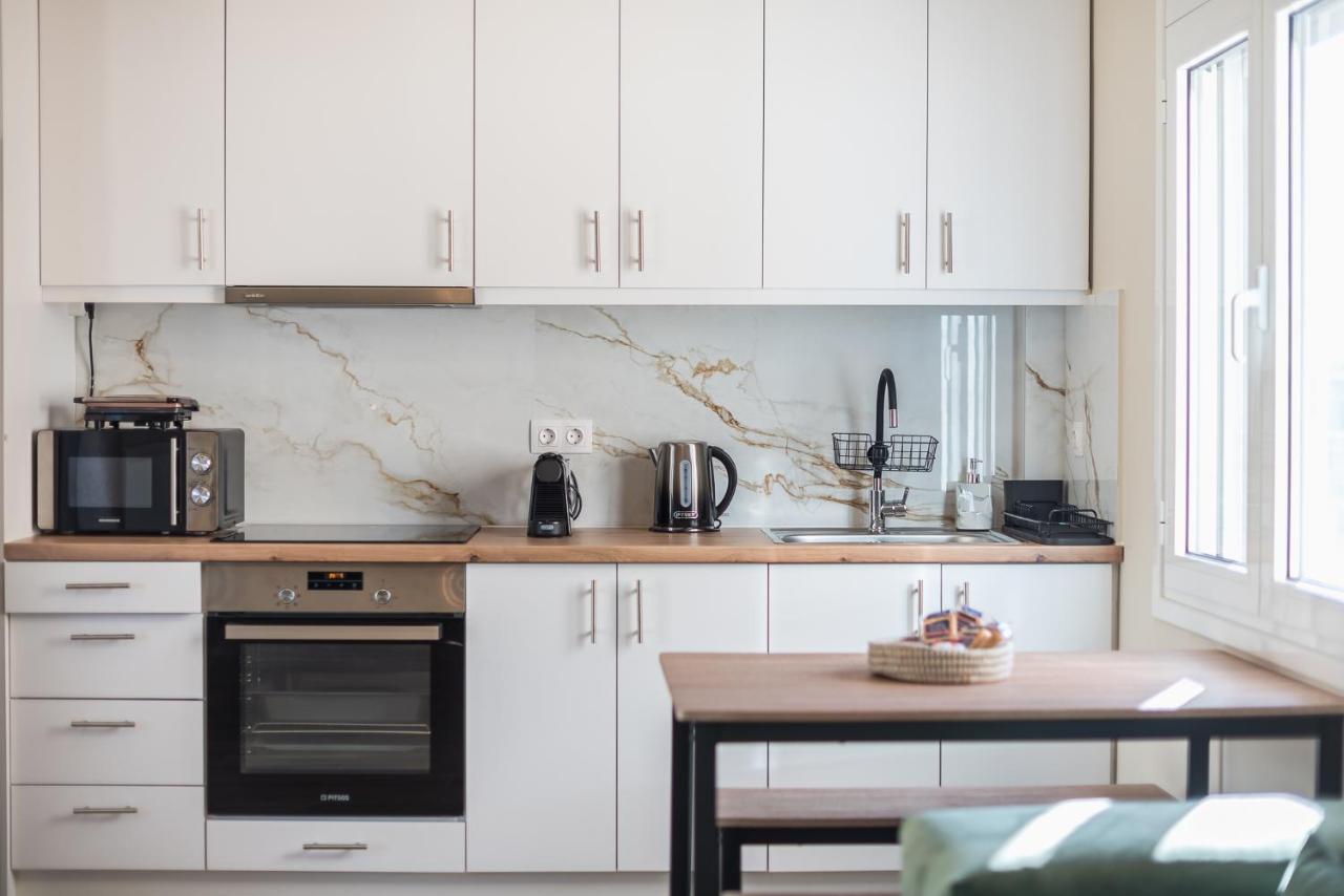Attiki Metro Top Floor By Greece Apartment Афіни Екстер'єр фото