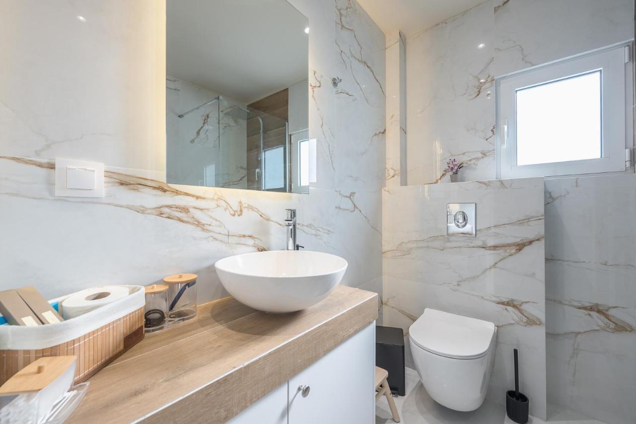 Attiki Metro Top Floor By Greece Apartment Афіни Екстер'єр фото